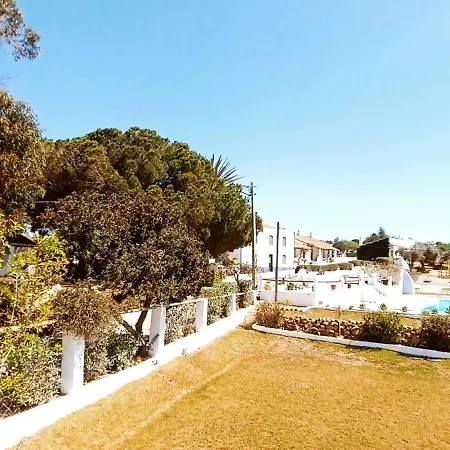 Large Traditional With Balcony & Pool Access - Casa 6 Albufeira